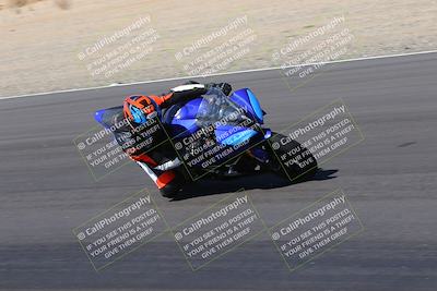 media/Oct-08-2022-SoCal Trackdays (Sat) [[1fc3beec89]]/Turn 7 Inside (145pm)/